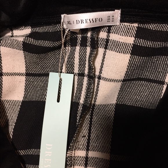 Plaid Winter Coat with Faux Fur Trim - Picture 6 of 6